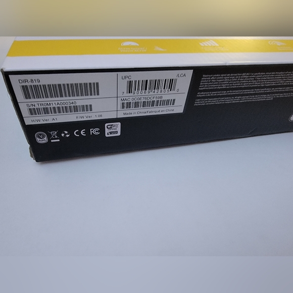 Wireless AC750 Dual Band Router - (DIR-819) - Picture 5 of 9